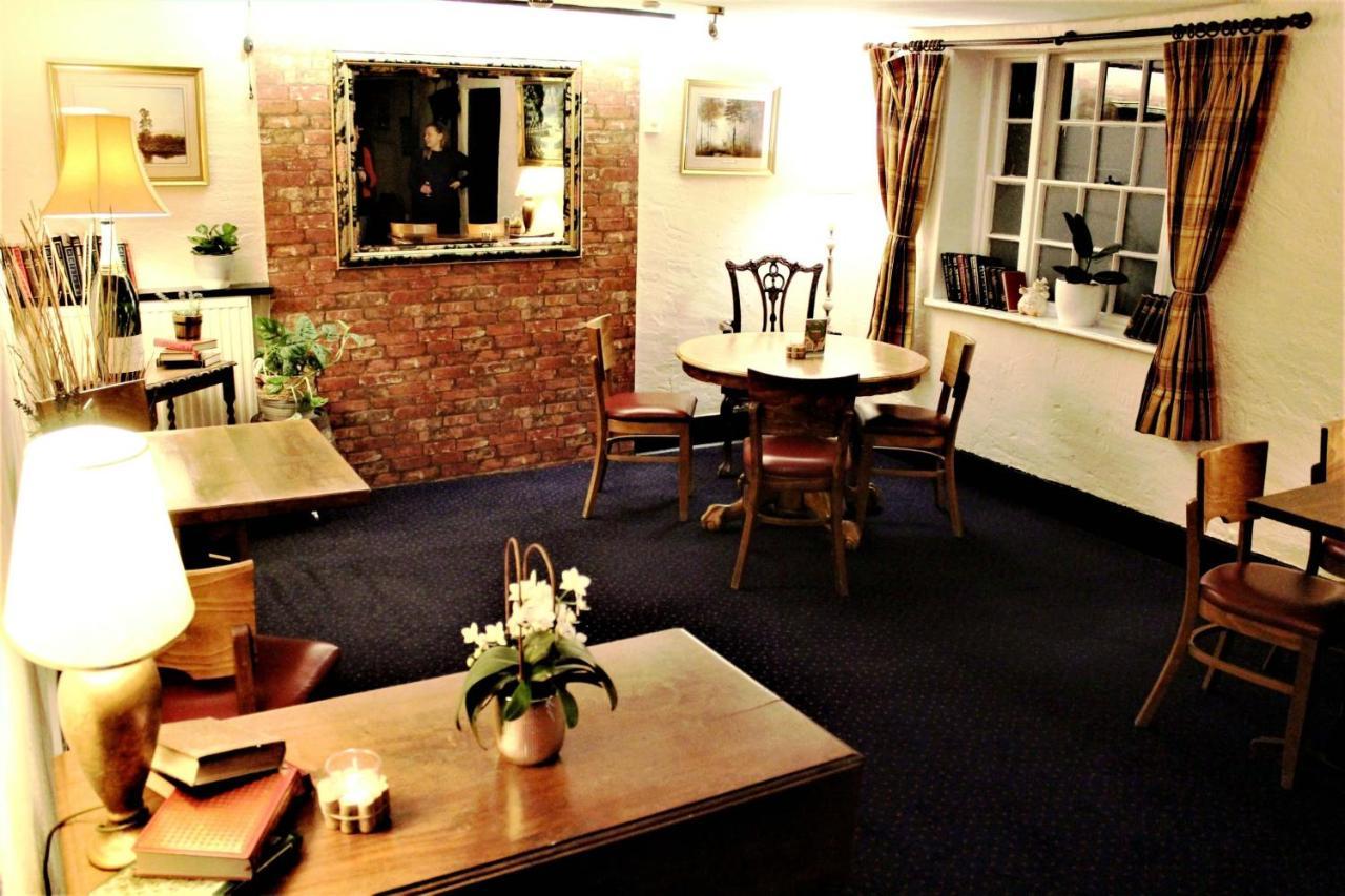 The Dove Inn Micheldever Buitenkant foto