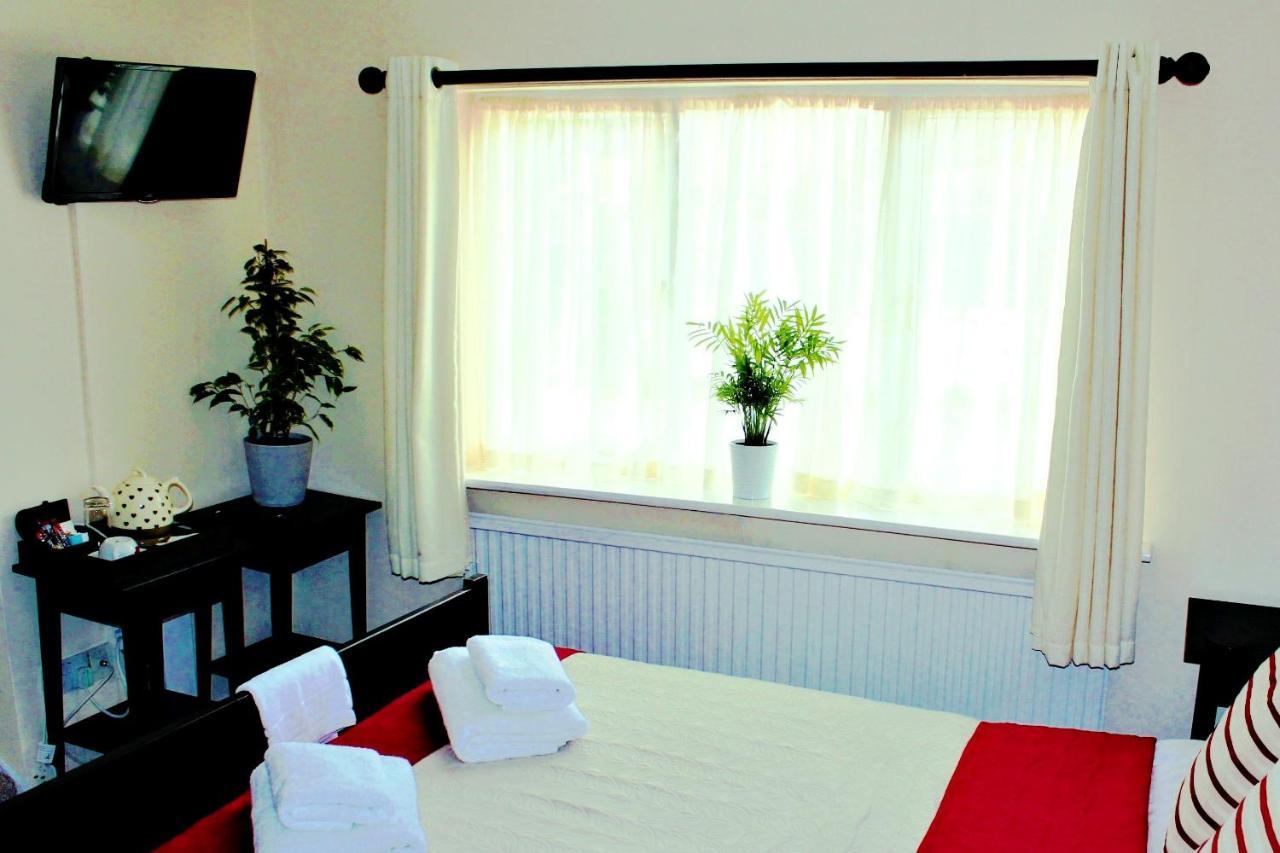 The Dove Inn Micheldever Buitenkant foto